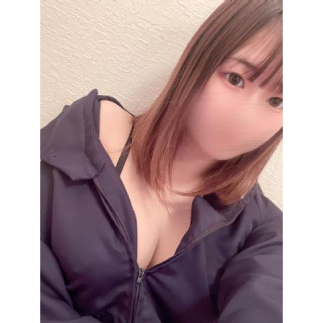 千葉風俗・千葉市発デリヘル風俗【キャンパスサミット千葉店】ふたば【何してるの？】