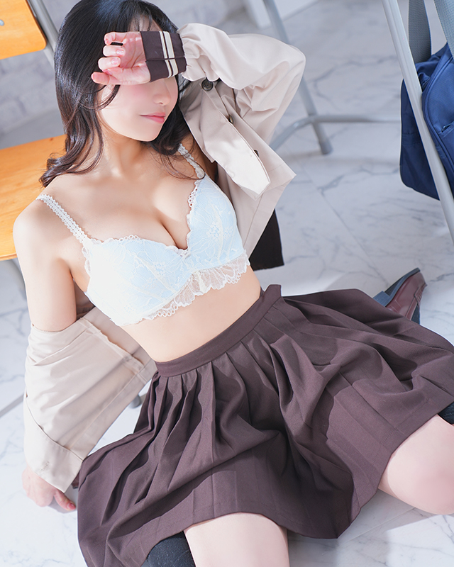 船橋デリヘル風俗｜船橋 西船橋 デリバリーヘルス【キャンパスサミット船橋店】みなの写真2枚目